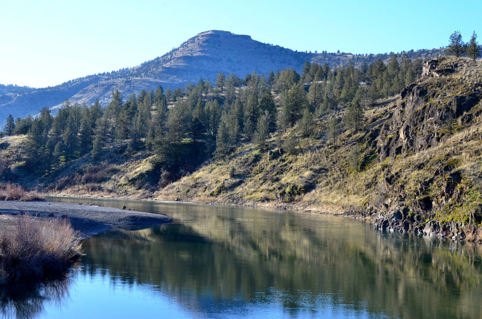 Circle W Ranch, Spray, Oregon for sale on Luxify