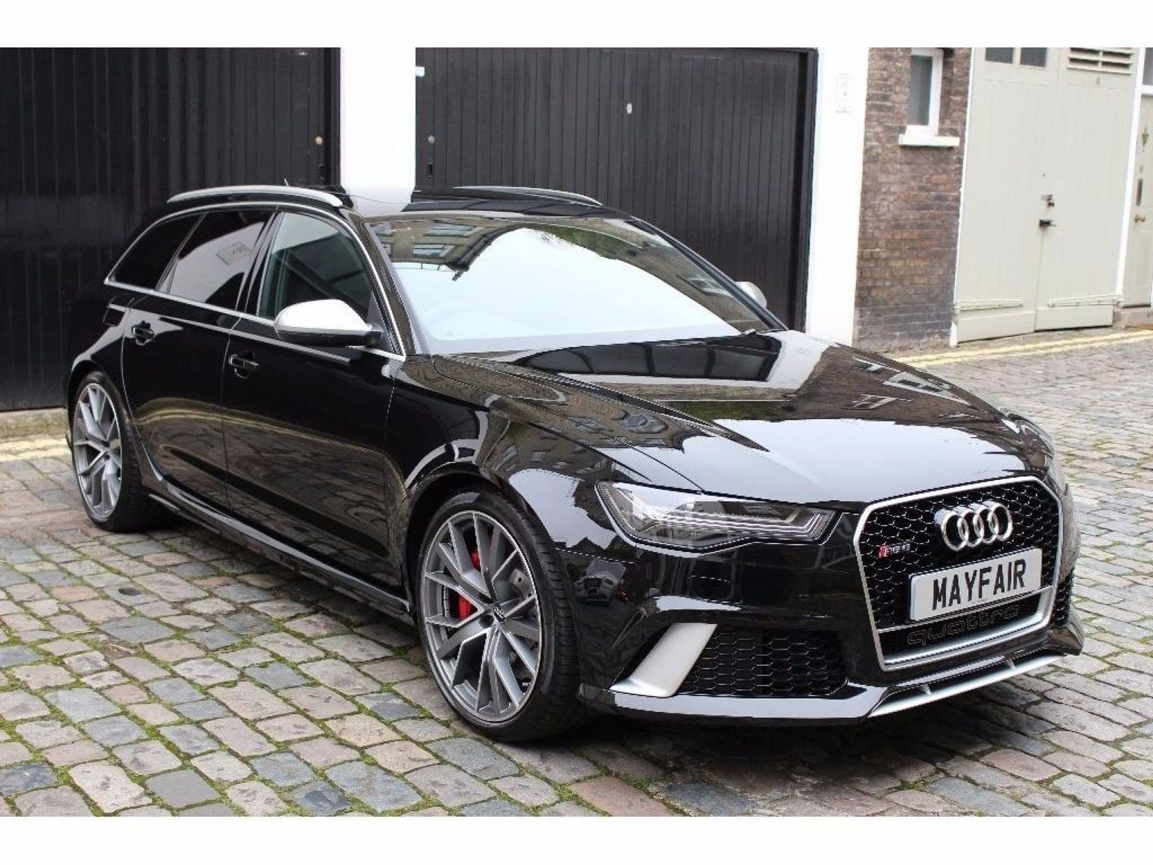 Audi r6 quattro