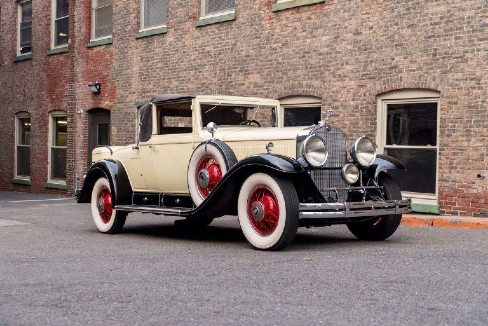 1930 Cadillac Model 353 Convertible Coupe By Fisher for sale on Luxify